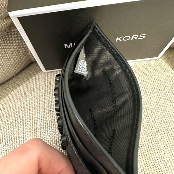 NEW Michael Kors MK Signature Jet Set Men Card Case w/ RFID Gunmetal Black NIB - Picture 3 of 9